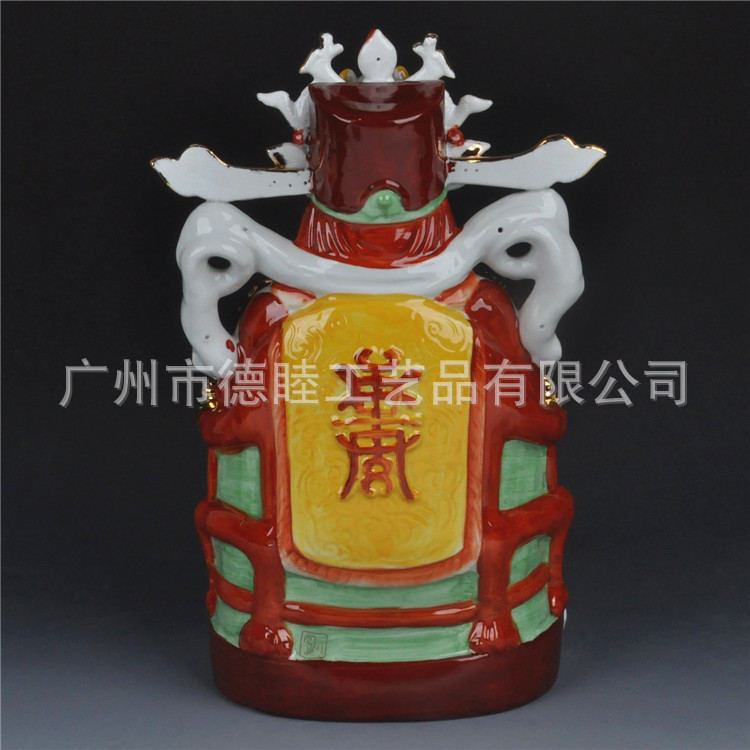 抱后面