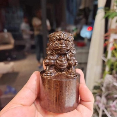 非洲黑檀木木雕摆件圆柱印实木手工雕刻狮子印章木质5cm*5cm印章图2