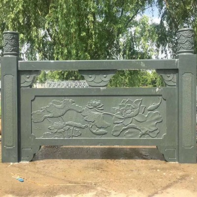 厂家专业定做石栏杆 锈石莲花石栏杆 免费安装