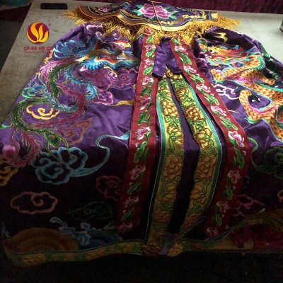 少林绣品厂泰山奶奶披风潮绣龙凤袍刺绣神袍佛袍佛衣绣品厂家直销